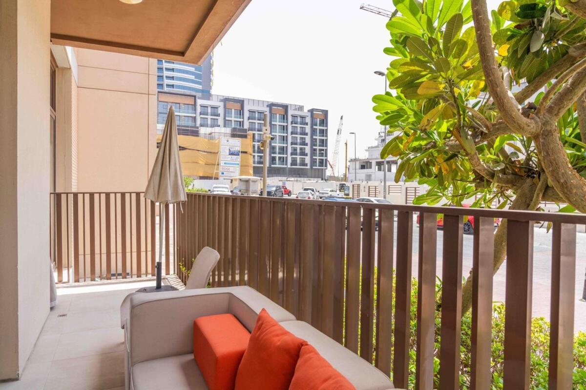 Cozy Chic 2br - Pool, Gym Access - Belgravia 1 Jvc Apartment
