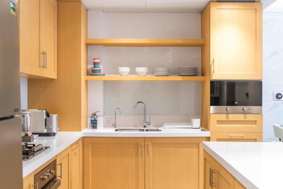 Cozy Chic 2br - Pool, Gym Access - Belgravia 1 Jvc * Dubai