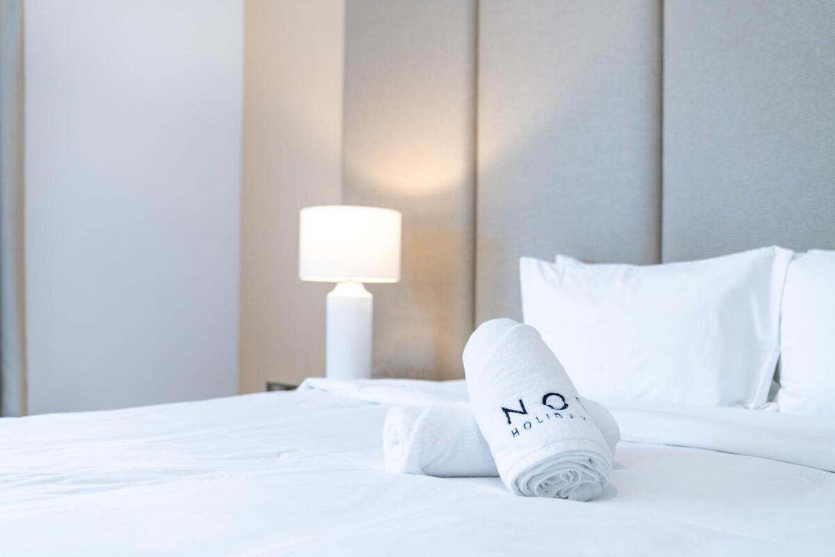 Cozy Chic 2br - Pool, Gym Access - Belgravia 1 Jvc