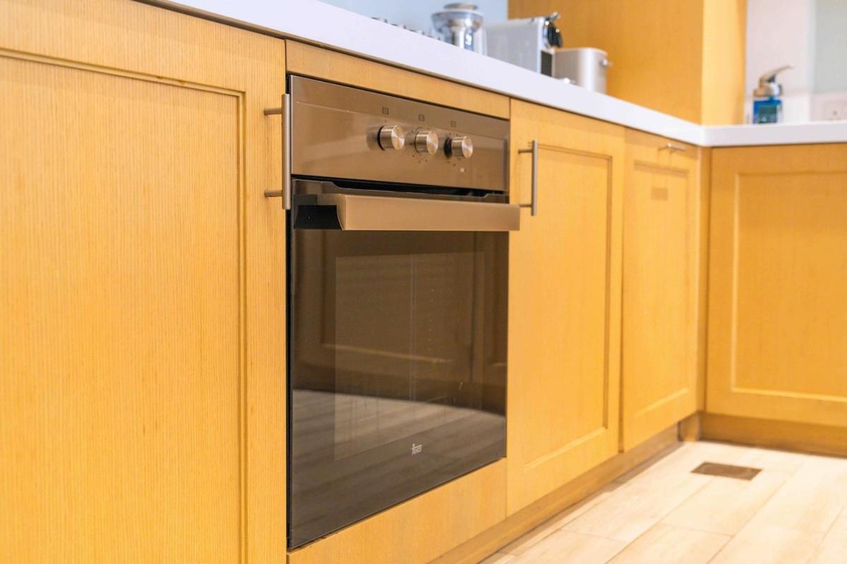 Cozy Chic 2br - Pool, Gym Access - Belgravia 1 Jvc Apartment